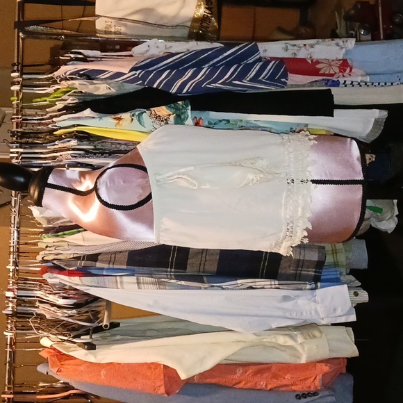 Top - Picture 4 of 5